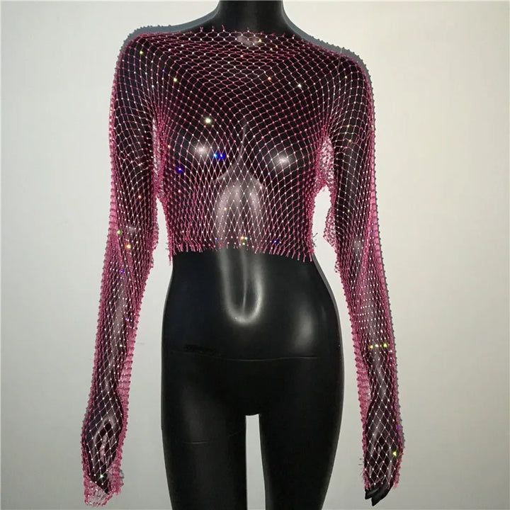 Camiseta feminina sexy de malha transparente com strass brilhante, arrastão, top curto com manga comprida, saída de praia, regata para festa e clube