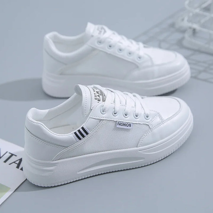 Tênis femininos brancos outono com cadarço fundo grosso sapatos casuais antiderrapantes para caminhada ao ar livre sapatos esportivos de prancha sapatos femininos