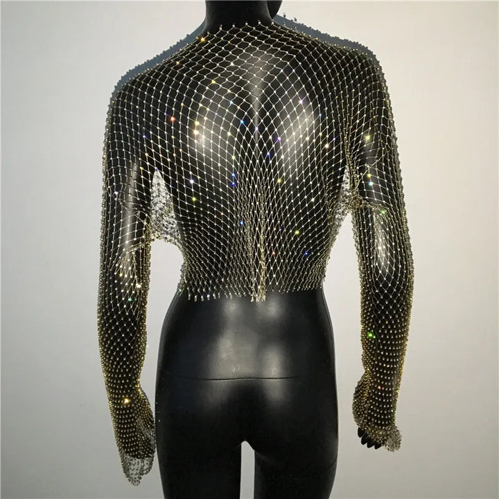 Camiseta feminina sexy de malha transparente com strass brilhante, arrastão, top curto com manga comprida, saída de praia, regata para festa e clube