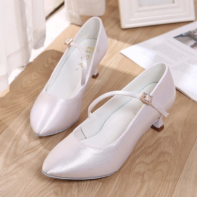 Mulheres Novos Sapatos de Dança Moderna Meninas Sapatos de Dança Padrão Salto Alto Sapatos de Dança Latina de Salão para Mulheres Salto de 5cm